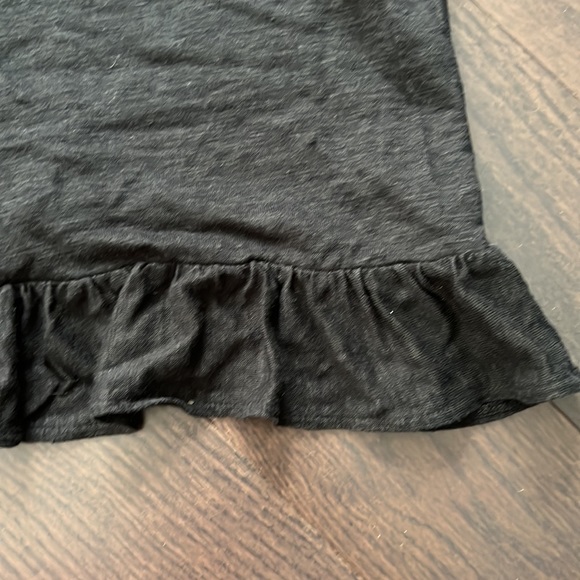 Ladies J Crew ruffle shirt size XL - Picture 2 of 4